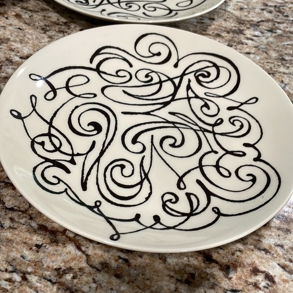 Crate & Barrel Elvis Swift 2 Squirrel Acorn Plates & 2 Scribbles Dessert Plates - Picture 3 of 8